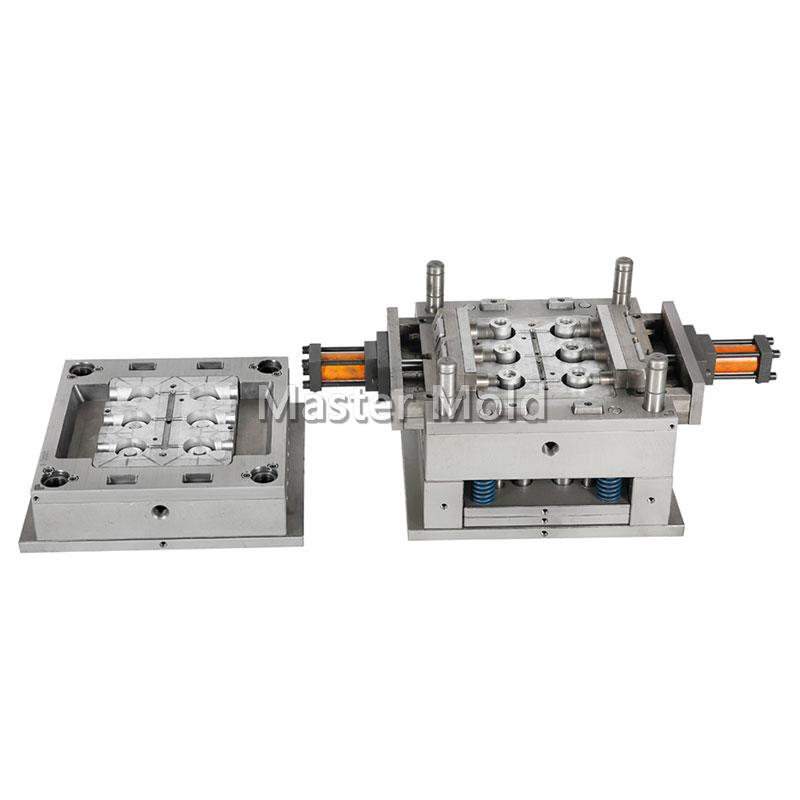 Pipe fitting mold 17