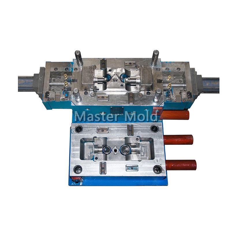 Pipe fitting mold 31